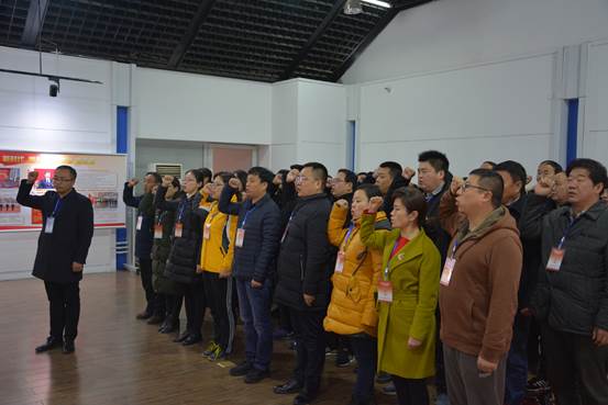 组织学员赴山东省党史陈列馆参观,重温入党誓词